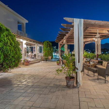 Grapevines Hotel Alykanas  Esterno foto