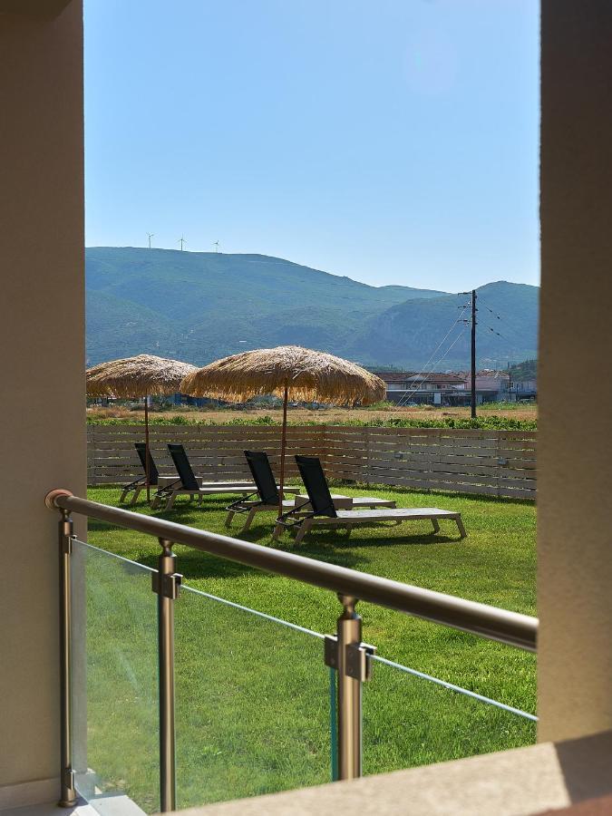 Grapevines Hotel Alykanas  Esterno foto