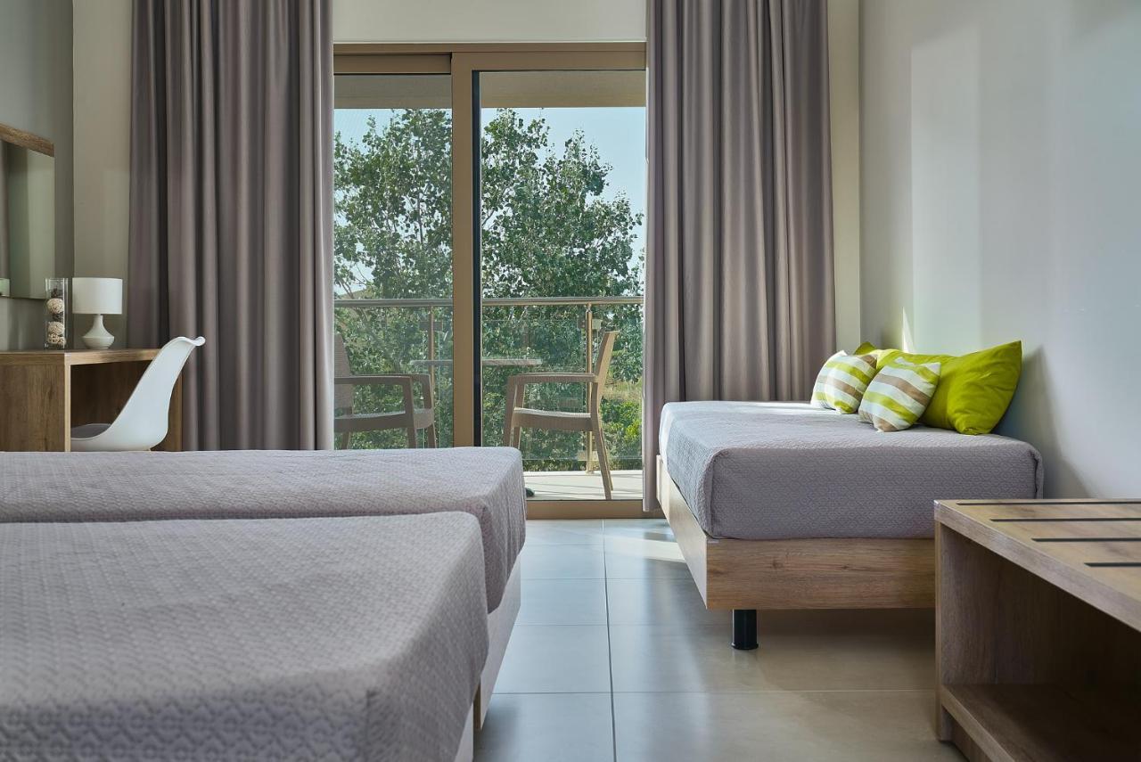 Grapevines Hotel Alykanas  Esterno foto