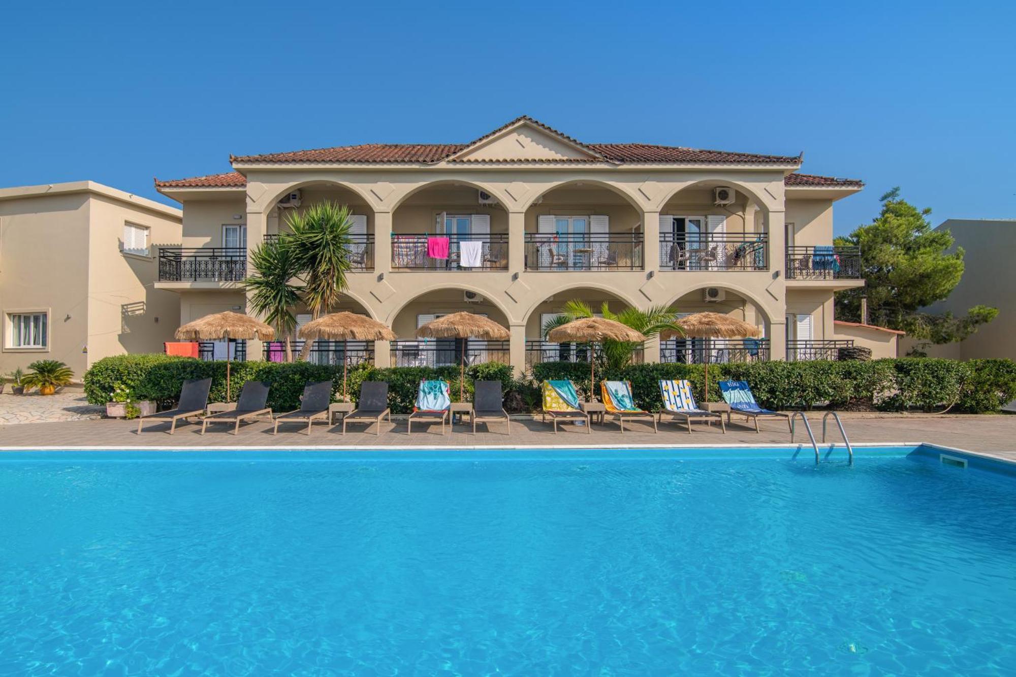 Grapevines Hotel Alykanas  Esterno foto