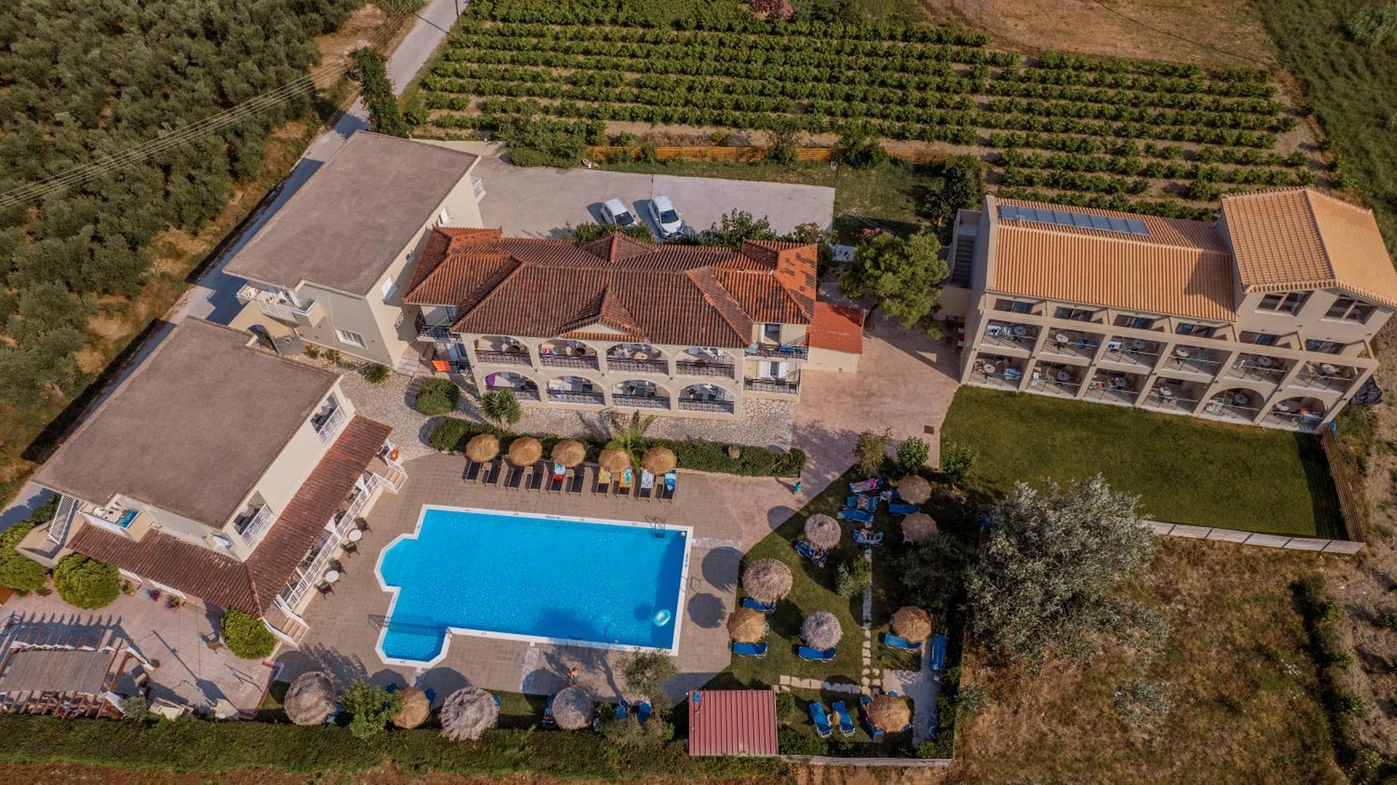 Grapevines Hotel Alykanas  Esterno foto