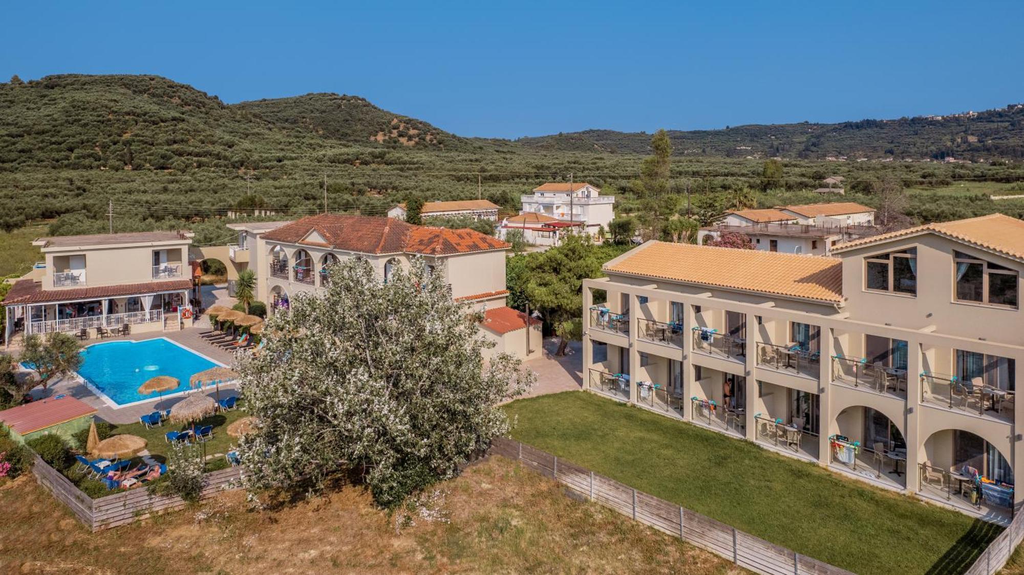Grapevines Hotel Alykanas  Esterno foto