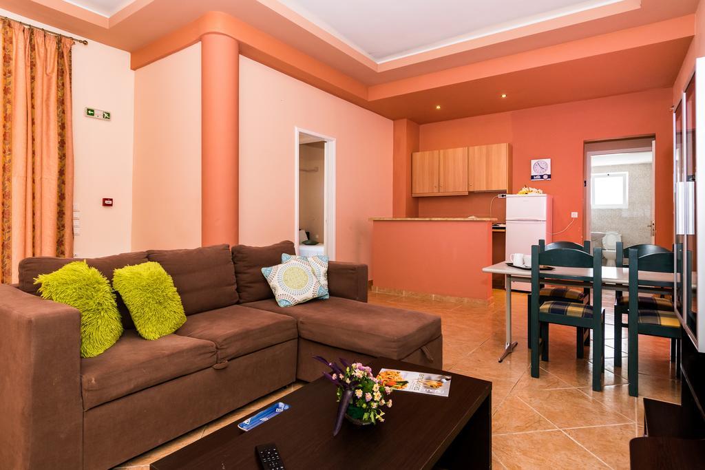 Grapevines Hotel Alykanas  Esterno foto